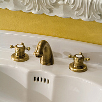 Смеситель Huber Victorian VT00101027 на 3 отверстия, для раковины, бронза